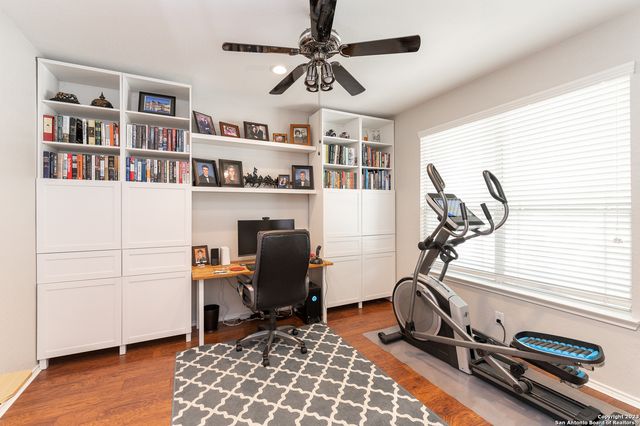 2604 Patron Vlg, Schertz, TX 78108