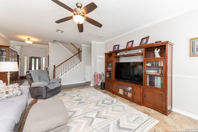 2604 Patron Vlg, Schertz, TX 78108