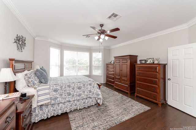 2604 Patron Vlg, Schertz, TX 78108