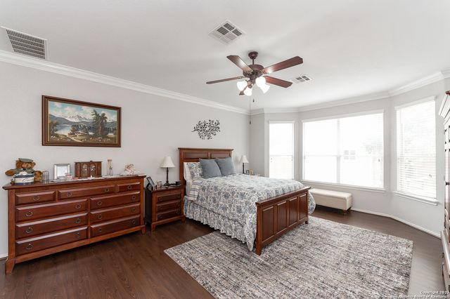 2604 Patron Vlg, Schertz, TX 78108