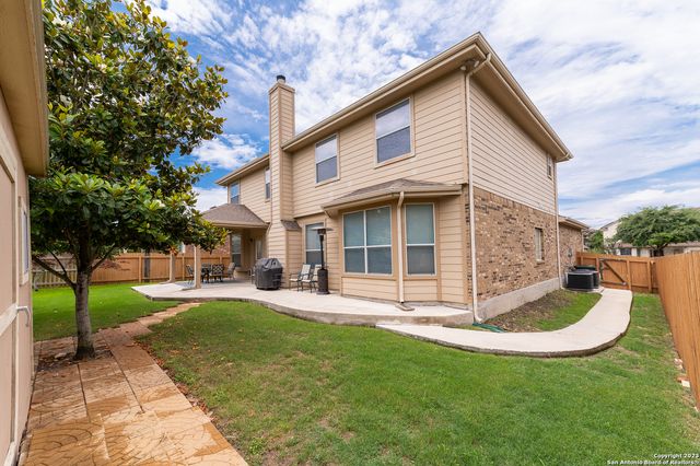 2604 Patron Vlg, Schertz, TX 78108