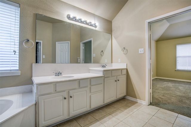 7916 Riverwalk Trail, Mckinney, TX 75070