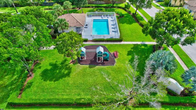 9695 Porta Leona Lane, Boynton Beach, FL 33472