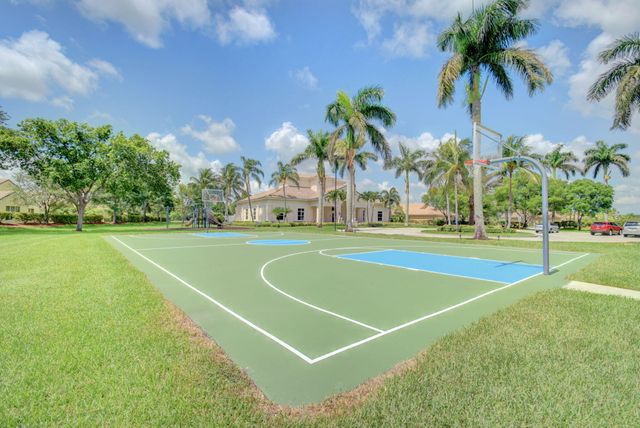9695 Porta Leona Lane, Boynton Beach, FL 33472