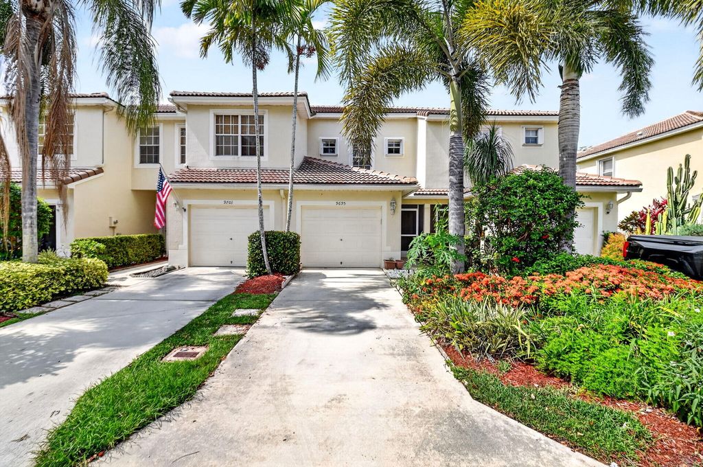 9695 Porta Leona Lane, Boynton Beach, FL 33472