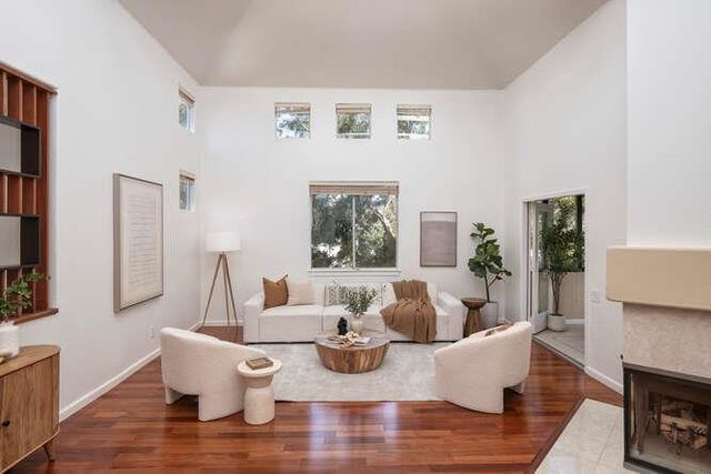 808 Lakeshore Drive, Redwood Shores, CA 94065