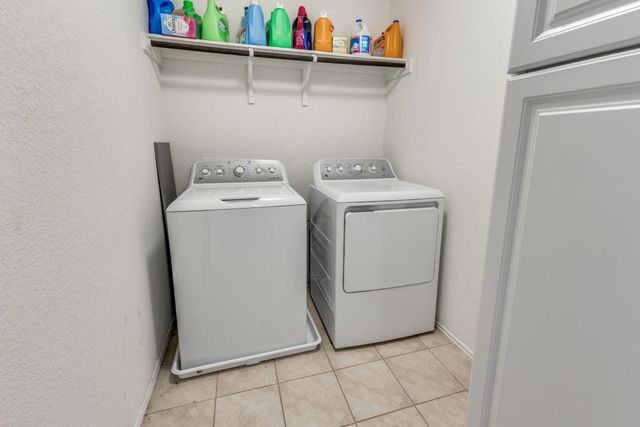 444 Major Lee LN 14H, Jarrell, TX 76537