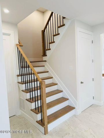10 Farry Street, Lakewood, NJ 08701