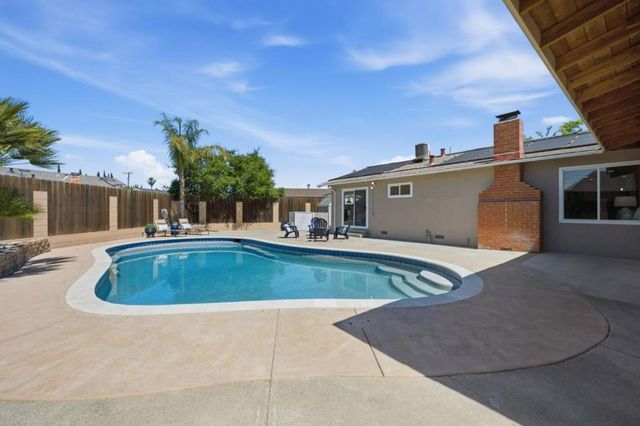 373 Edythe Street, Livermore, CA 94550