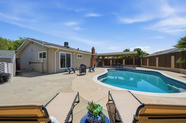 373 Edythe Street, Livermore, CA 94550