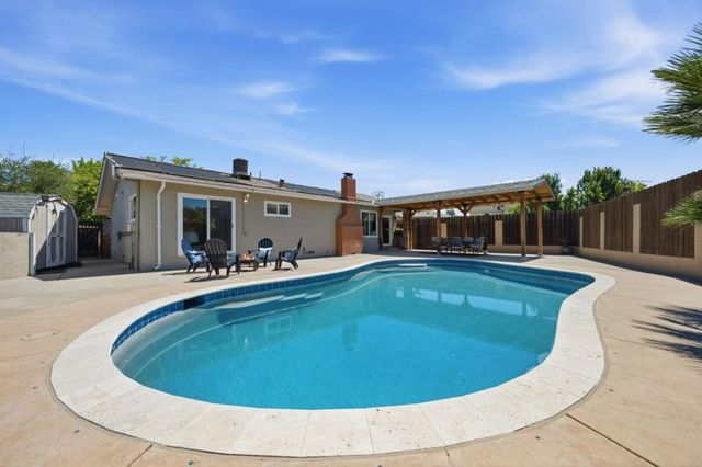373 Edythe Street, Livermore, CA 94550