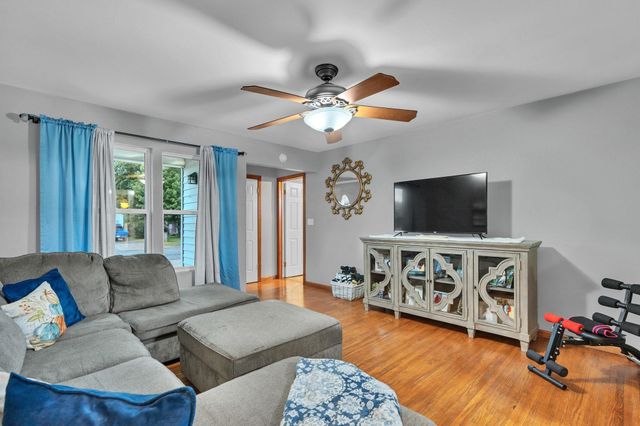 2940 S Walnut, Wichita, KS 67217