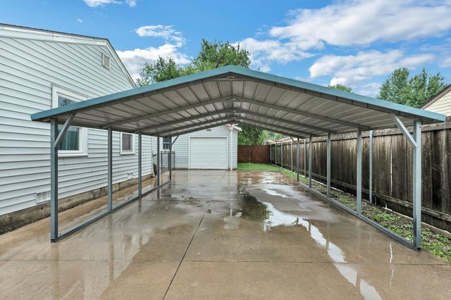 2940 S Walnut, Wichita, KS 67217
