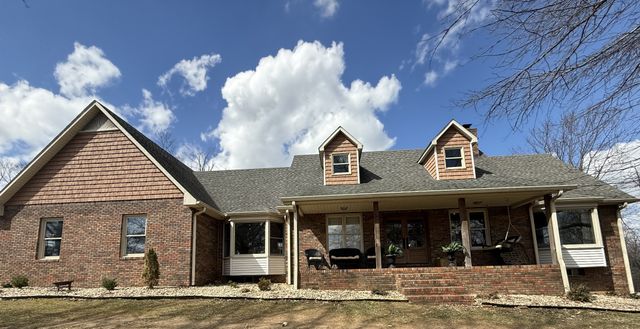 105 Sky St, Lafayette, TN 37083