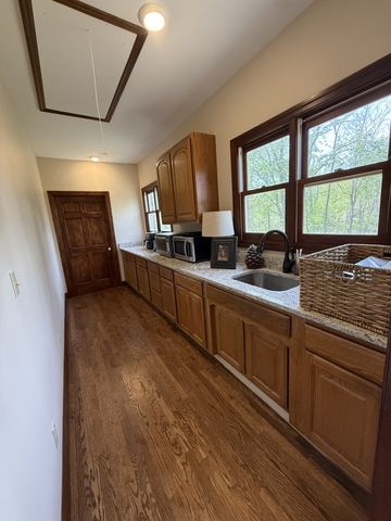 105 Sky St, Lafayette, TN 37083