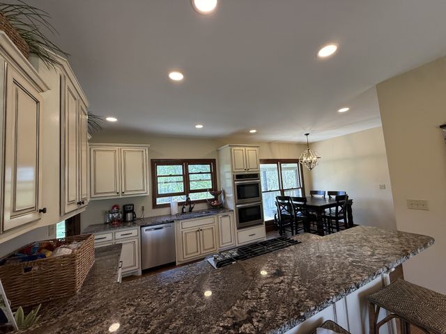 105 Sky St, Lafayette, TN 37083
