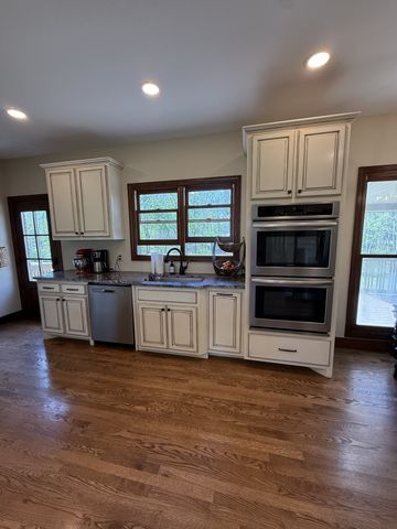 105 Sky St, Lafayette, TN 37083