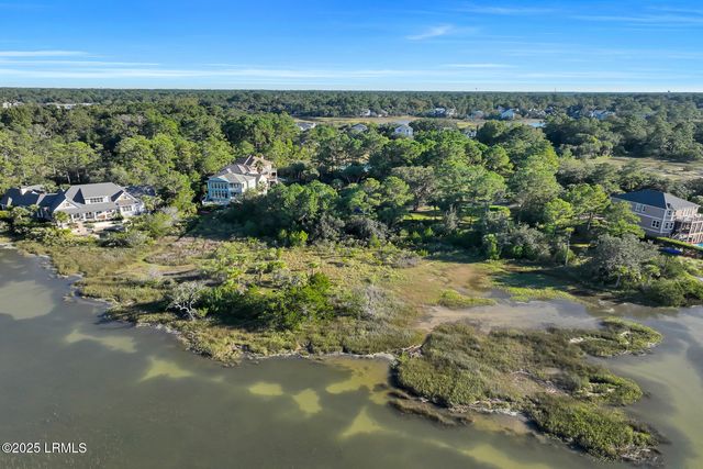 55 Shearwater Drive, Hilton Head Island, SC 29926