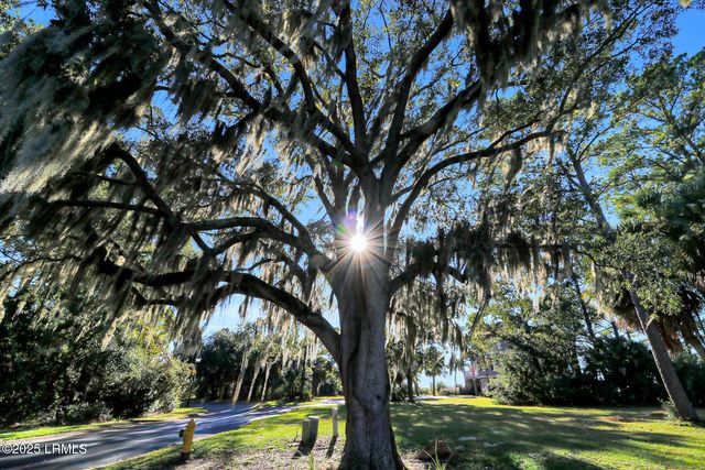 55 Shearwater Drive, Hilton Head Island, SC 29926