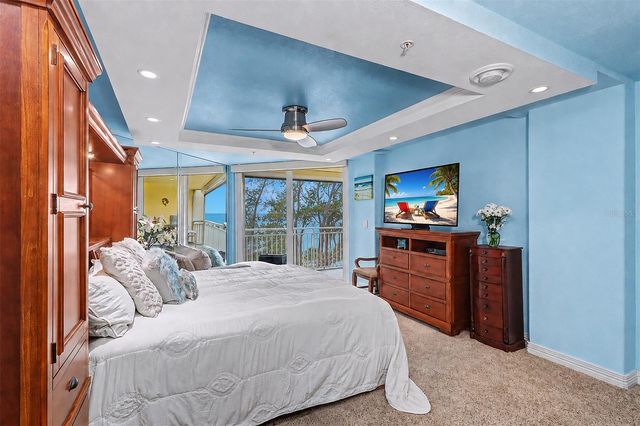 2504 GULF BOULEVARD 304, Indian Rocks Beach, FL 33785