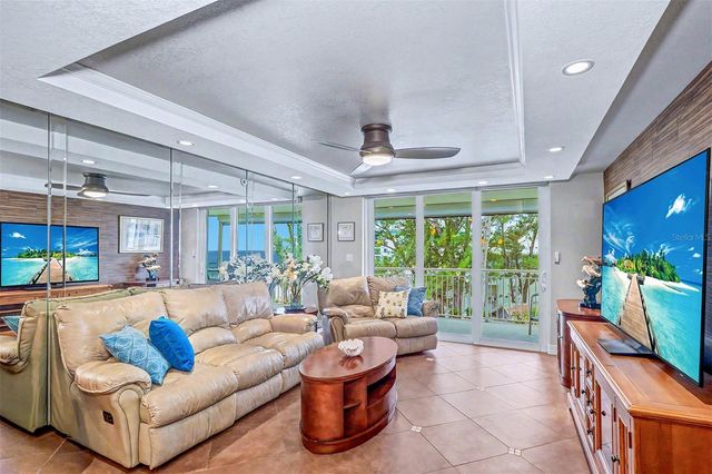 2504 GULF BOULEVARD 304, Indian Rocks Beach, FL 33785