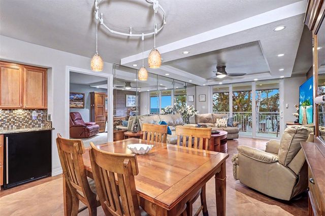 2504 GULF BOULEVARD 304, Indian Rocks Beach, FL 33785