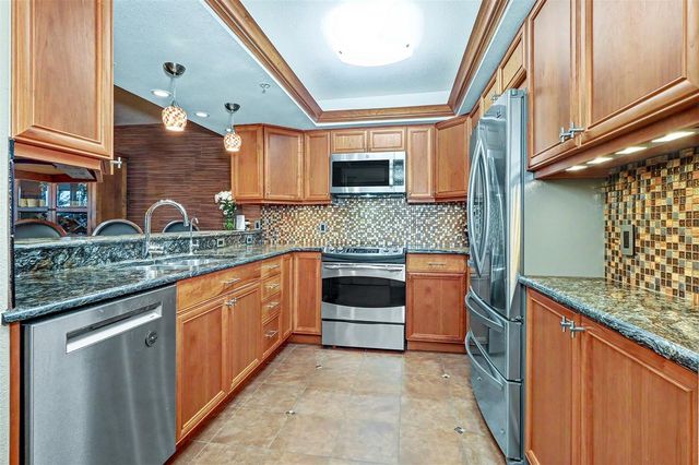 2504 GULF BOULEVARD 304, Indian Rocks Beach, FL 33785