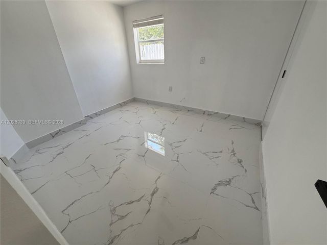 6520 W 8th Ln 2, Hialeah, FL 33012