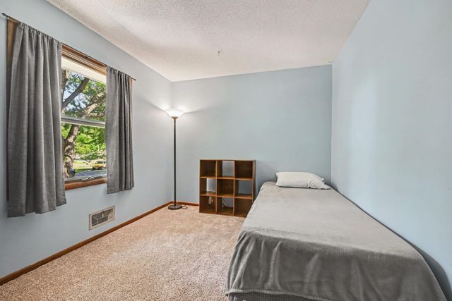1644 Kilmer Avenue, Saint Louis Park, MN 55426