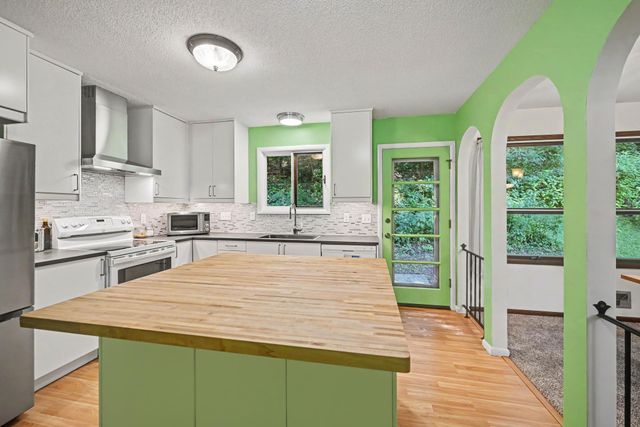 1644 Kilmer Avenue, Saint Louis Park, MN 55426
