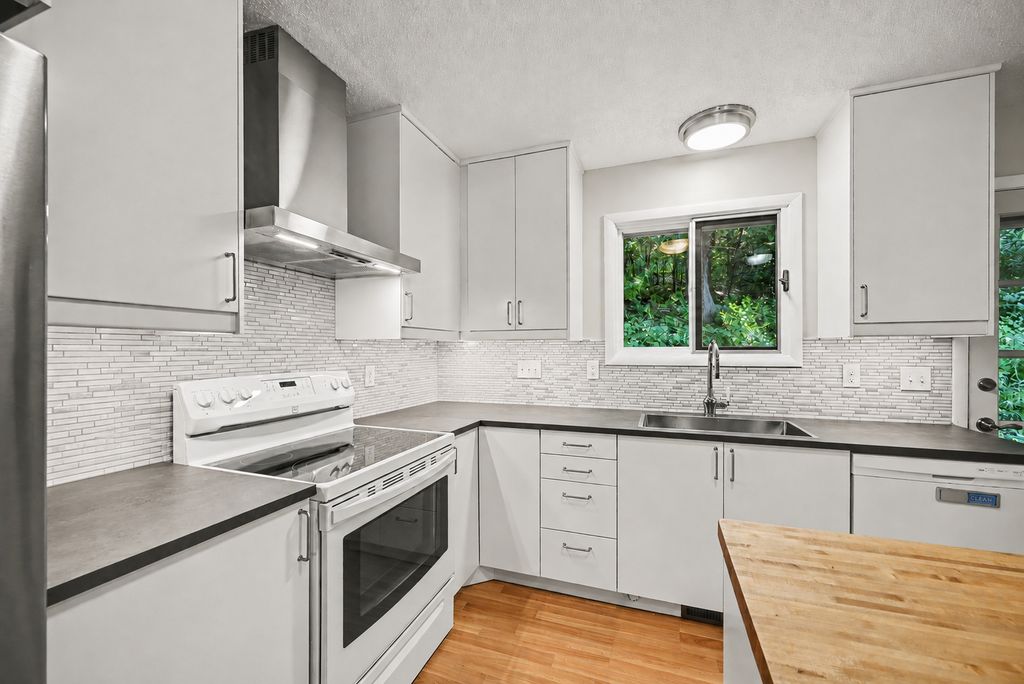 1644 Kilmer Avenue, Saint Louis Park, MN 55426 — photo 4