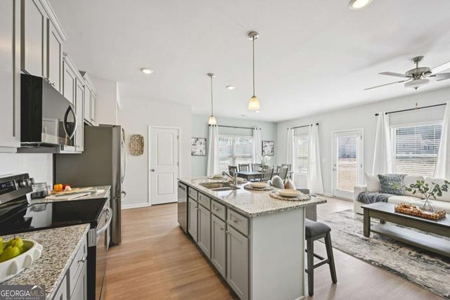 1715 Hillview Lane, Lithonia, GA 30058