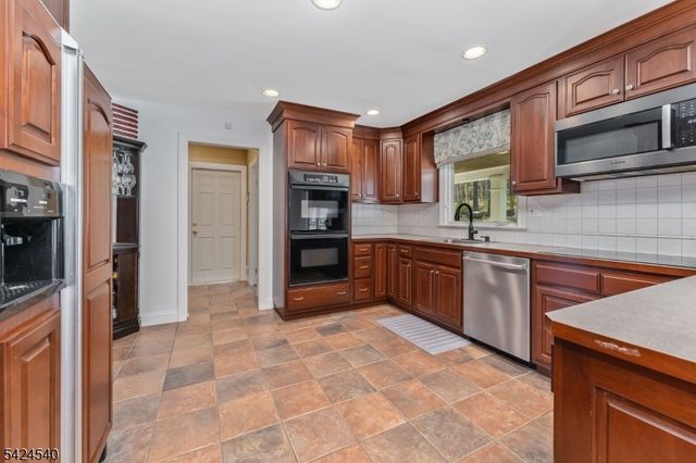 64 Lindbergh Rd, East Amwell Twp., NJ 08551