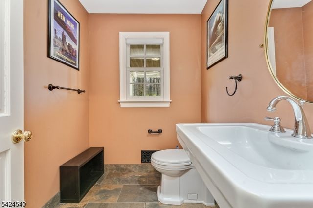 64 Lindbergh Rd, East Amwell Twp., NJ 08551