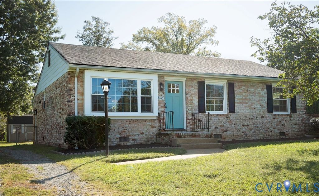 6313 Brookshire Dr, Chesterfield, VA 23234