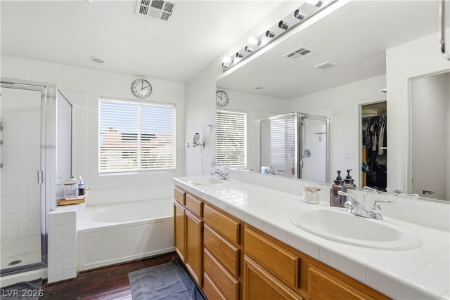 6316 Coyote Valley Court, North Las Vegas, NV 89084