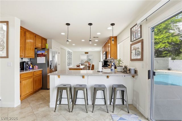 6316 Coyote Valley Court, North Las Vegas, NV 89084