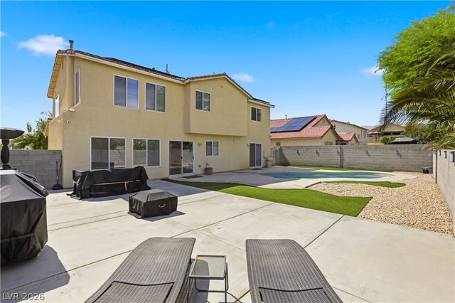 6316 Coyote Valley Court, North Las Vegas, NV 89084