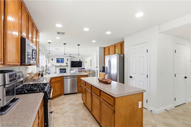 6316 Coyote Valley Court, North Las Vegas, NV 89084