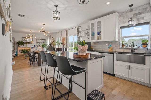 5255 Oakland Lake Circle, Fort Pierce, FL 34951