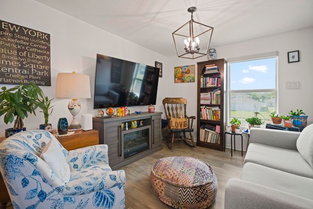 5255 Oakland Lake Circle, Fort Pierce, FL 34951