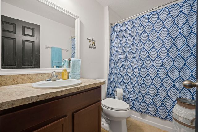 5255 Oakland Lake Circle, Fort Pierce, FL 34951