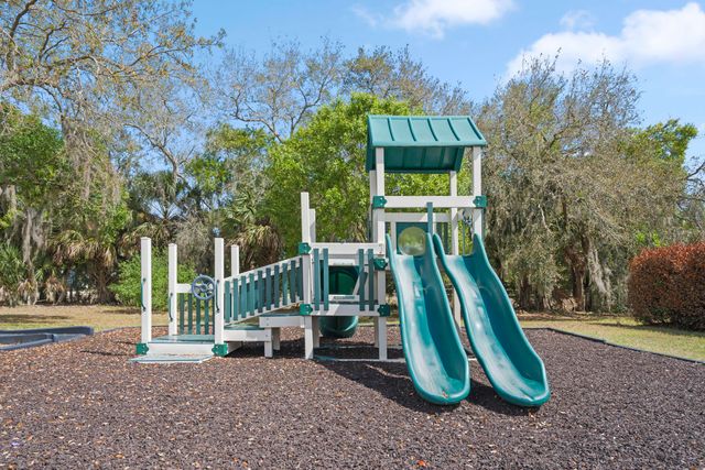 5255 Oakland Lake Circle, Fort Pierce, FL 34951