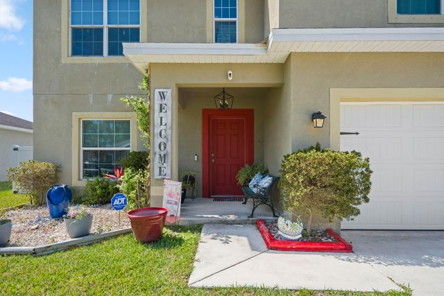 5255 Oakland Lake Circle, Fort Pierce, FL 34951