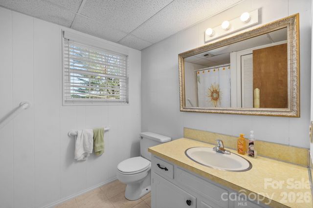 3039 Longwood Drive, Shelby, NC 28152