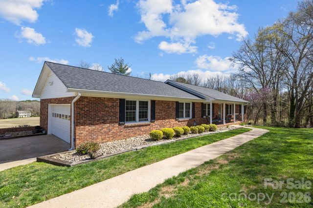 3039 Longwood Drive, Shelby, NC 28152