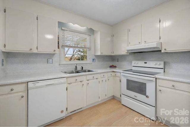 3039 Longwood Drive, Shelby, NC 28152