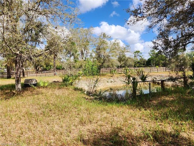 1975 Phillips RD, Labelle, FL 33935