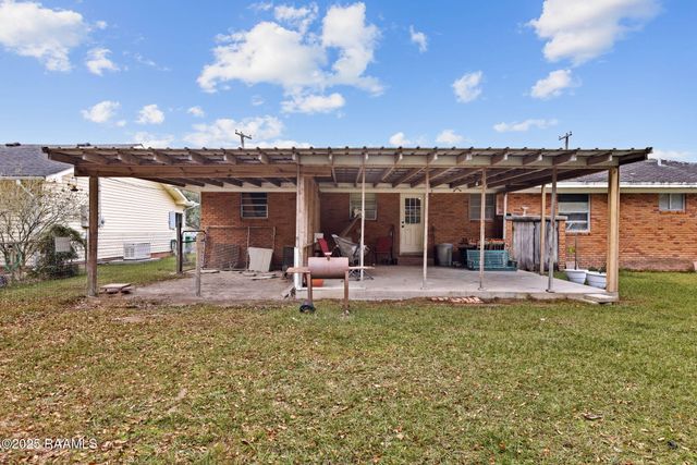 307 N Eleazar Avenue, Kaplan, LA 70548