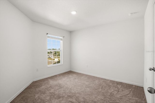 1758 WITHERNSEA COURT, Tavares, FL 32778